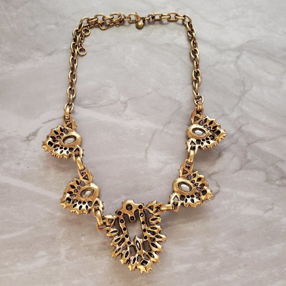 ✨ J.Crew Rhinestones Crystals Shield Cluster Antiqued Statement Necklace ✨ - Picture 11 of 16